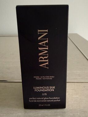 Armani Luminous Silk Foundation
(Shade 5.75) - Never used or tested,
brand
